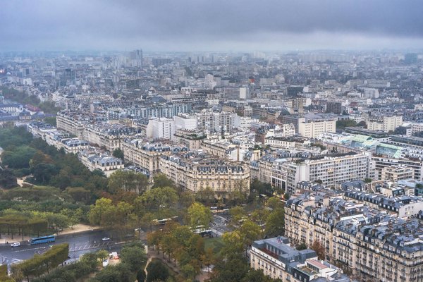 Comment découvrir les traditions de la danse samba au Brésil?